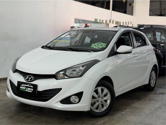 HYUNDAI HB20 1.6 COMFORT STYLE 16V FLEX 4P AUTOMÁTICO HYUNDAI HB20 1.6 COMFORT STYLE 16V FLEX 4P AUTOMÁTICO